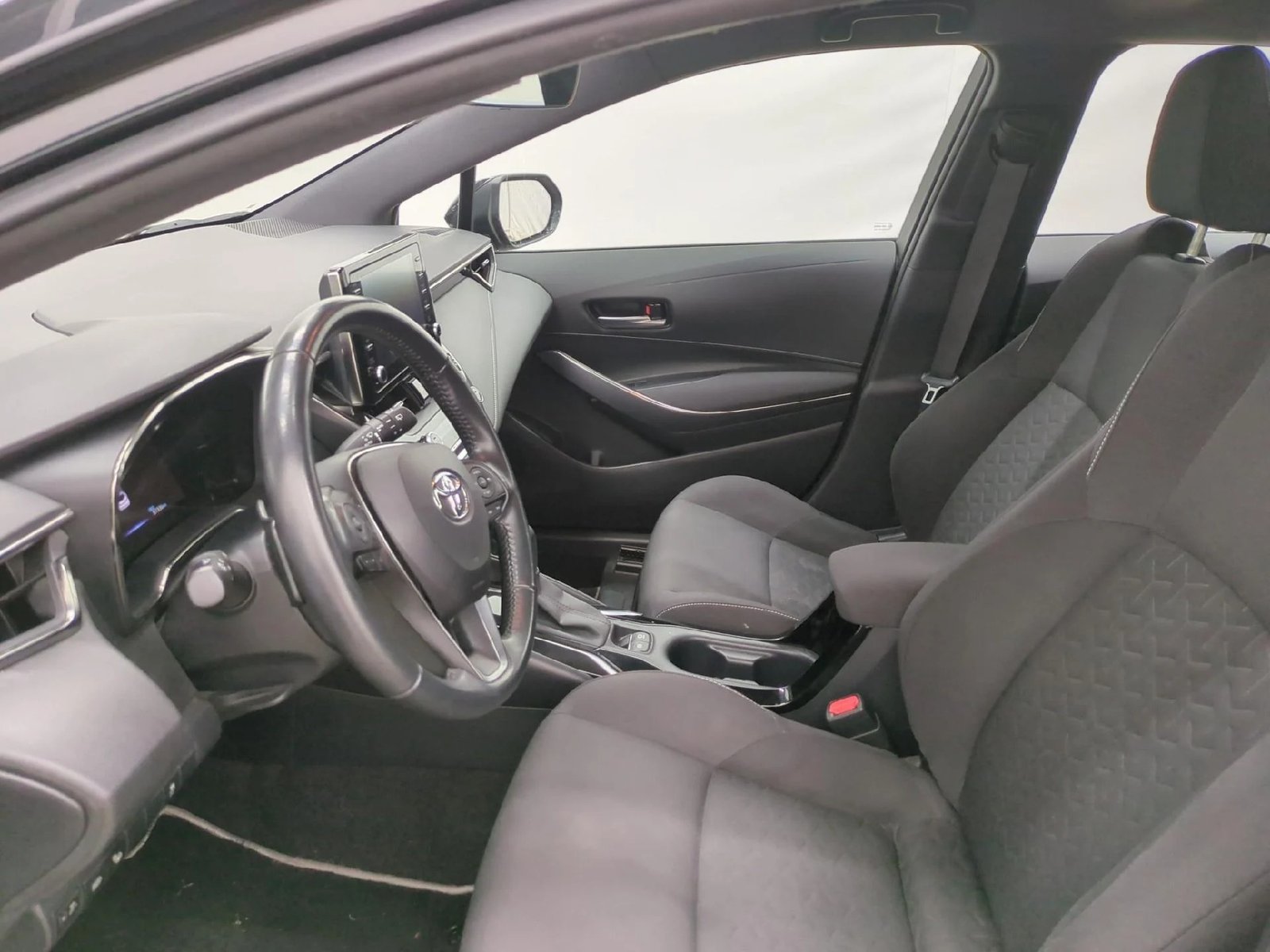 
								TOYOTA Corolla Touring Sports 184h Dynamic Business Stage Acad full									