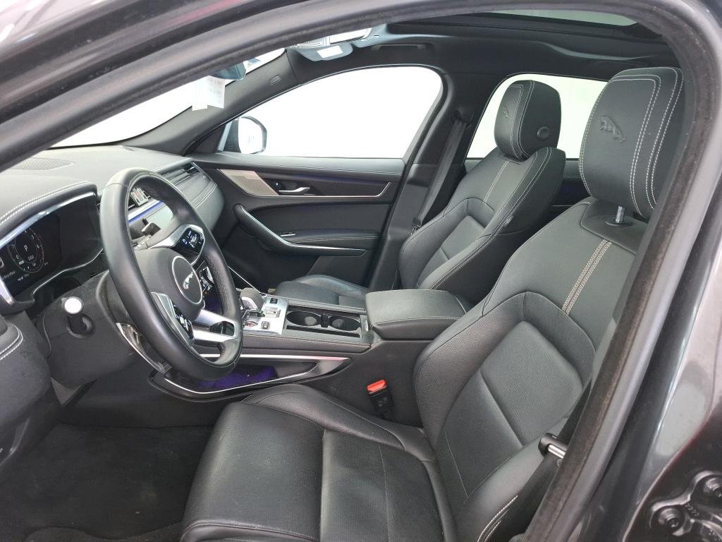 
								JAGUAR F-PACE / 5P / SUV P400e PHEV BVA 4×4 R-Dynamic SE full									