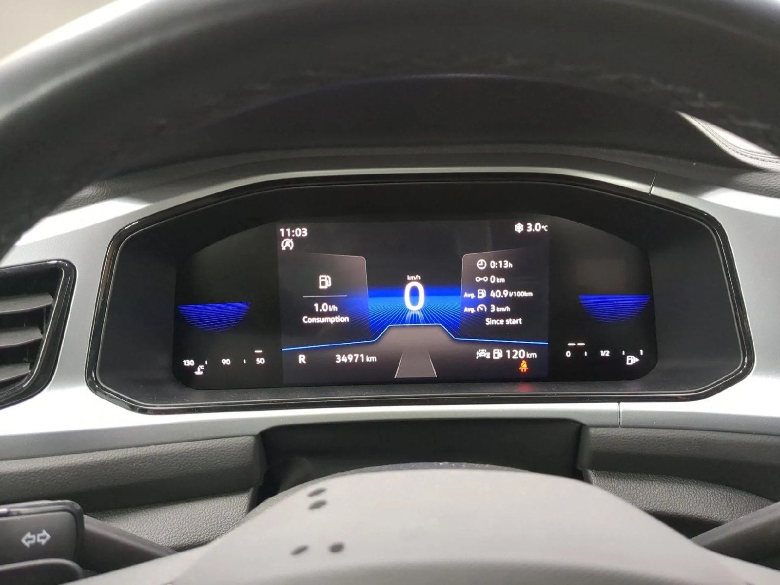 
								Volkswagen T-Roc Life 1.5 TSI 150CV BVA7 E6d full									