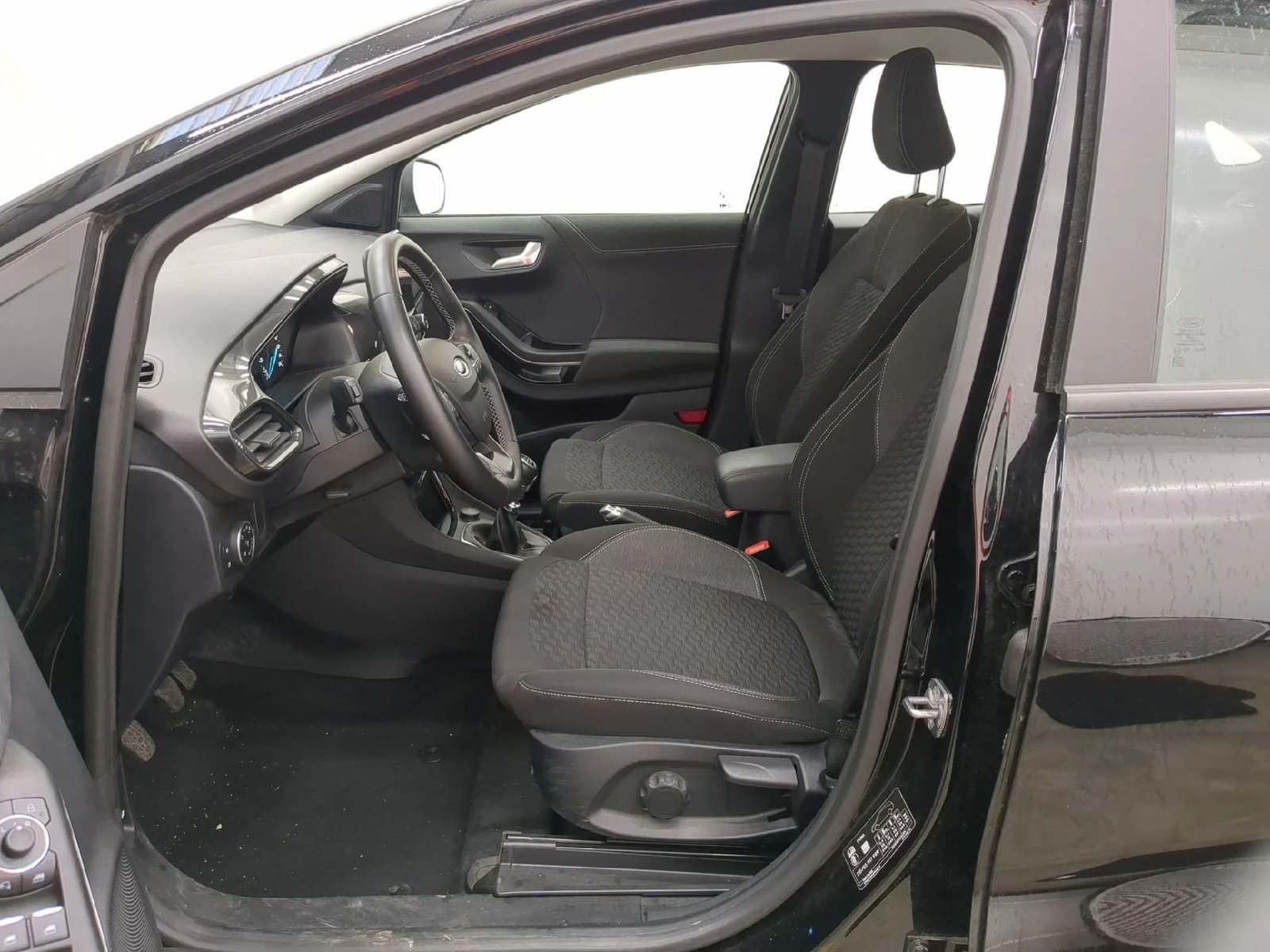 
								FORD Puma / 5P / SUV 1.0 Flexifuel Hybrid 125 TITANIUM BUSIN. full									