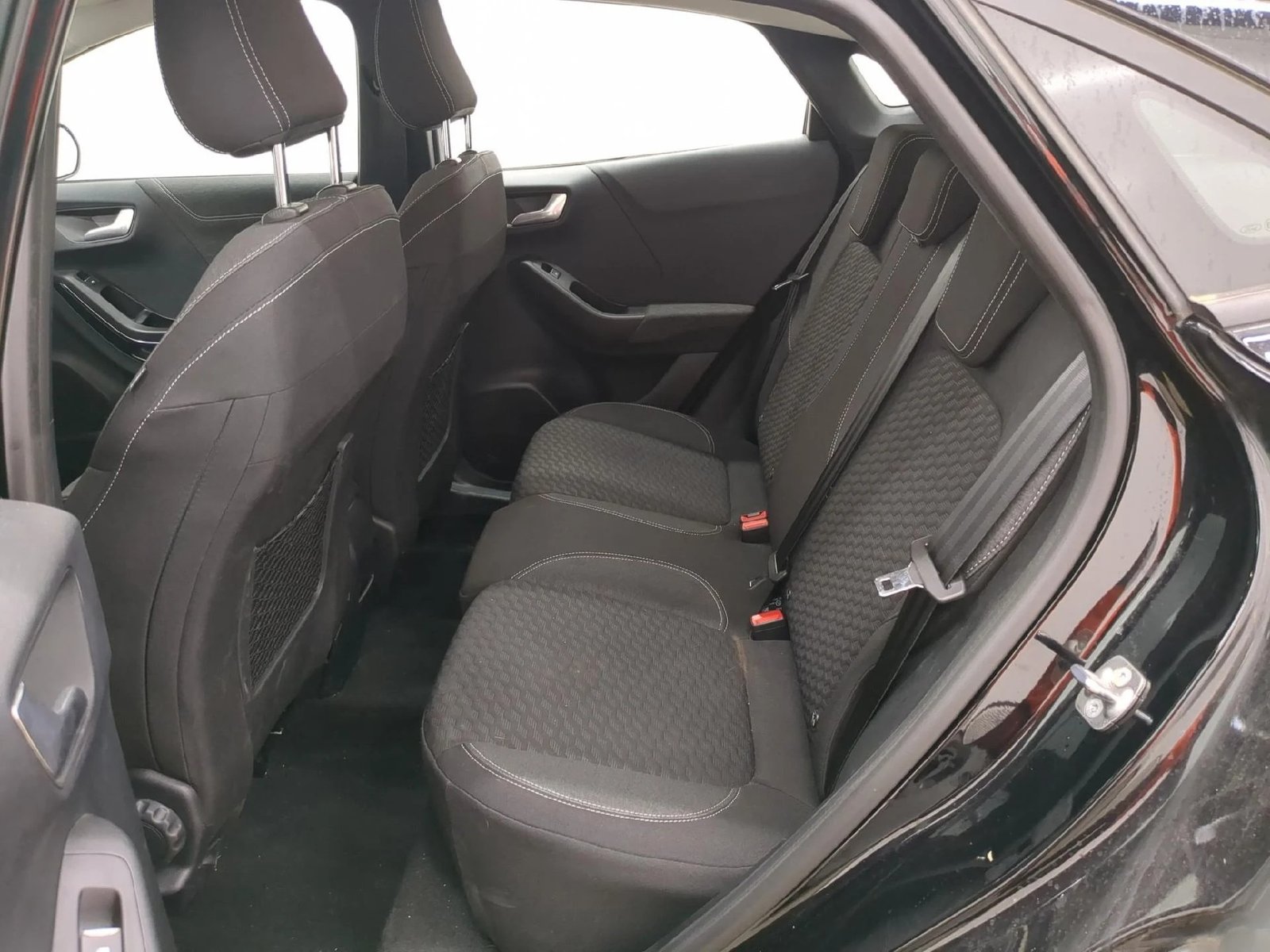 
								FORD Puma / 5P / SUV 1.0 Flexifuel Hybrid 125 TITANIUM BUSIN. full									