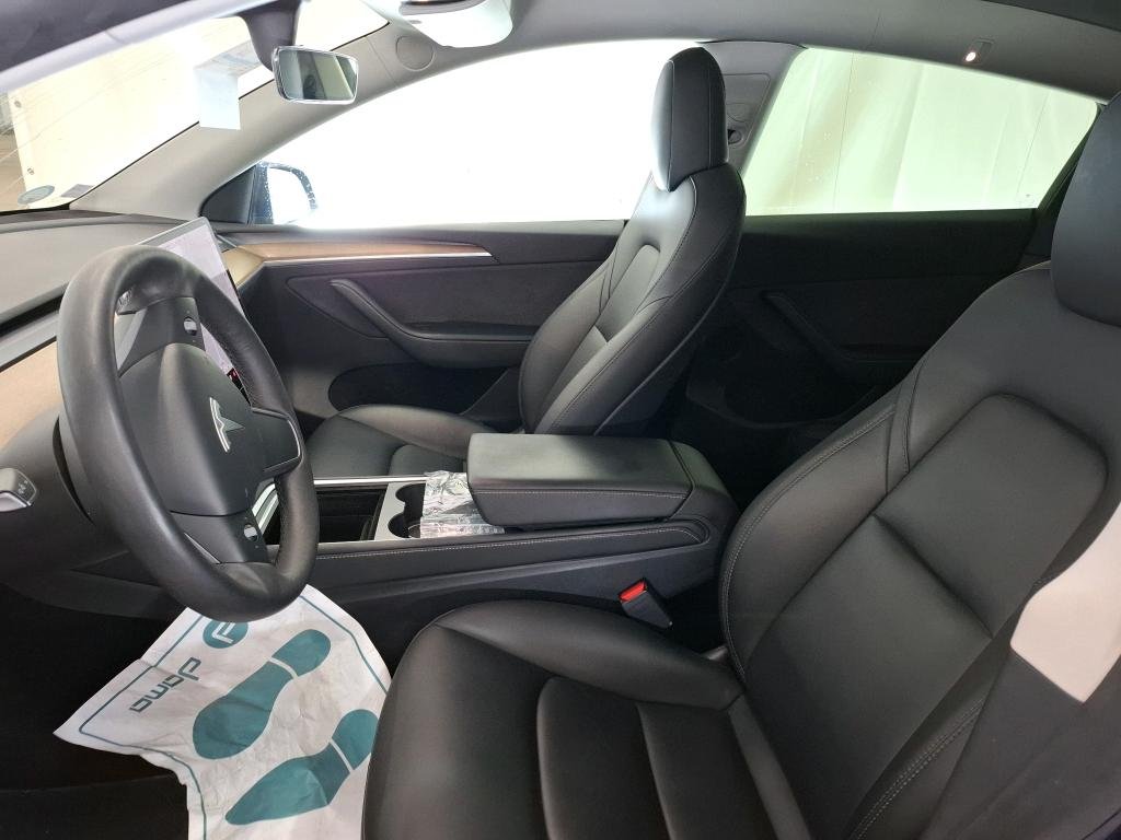 
								TESLA Model Y Long Range Dual Motor AWD full									