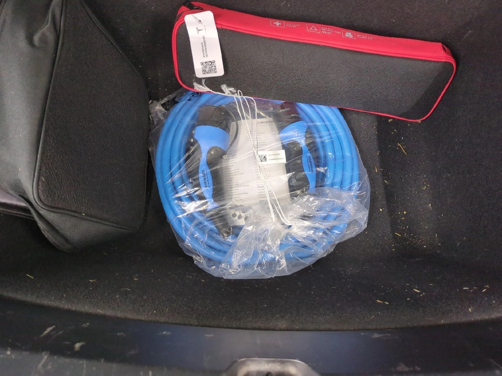 
								TESLA Model 3 Autonomie Standard Plus RWD full									